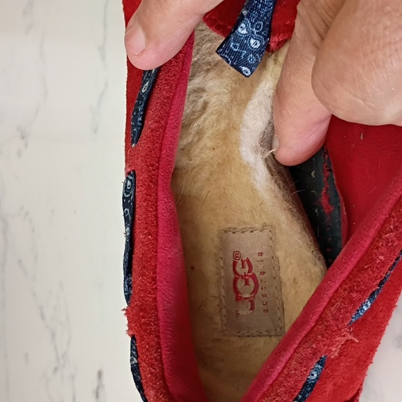UGG RED SLIPPERS FOR WOMEN - Picture 7 of 11